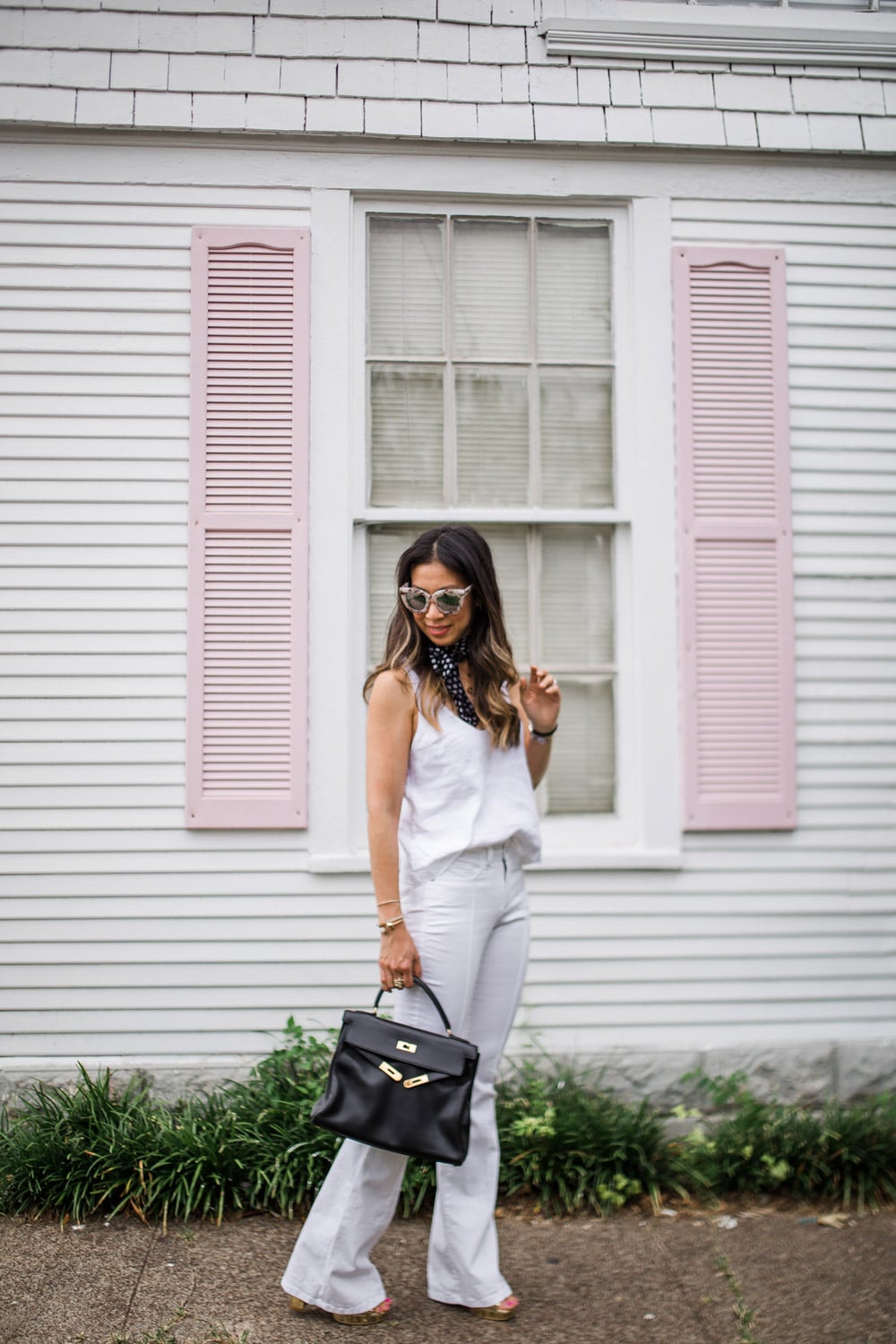 all white outfit, neck scarf trend