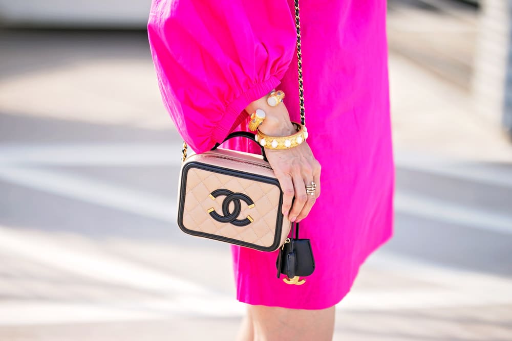 H&M pink balloon sleeve dress chanel filigree vanity bag black beige julie vos bracelet stack
