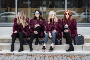 how to wear a burgundy faux fur jacket