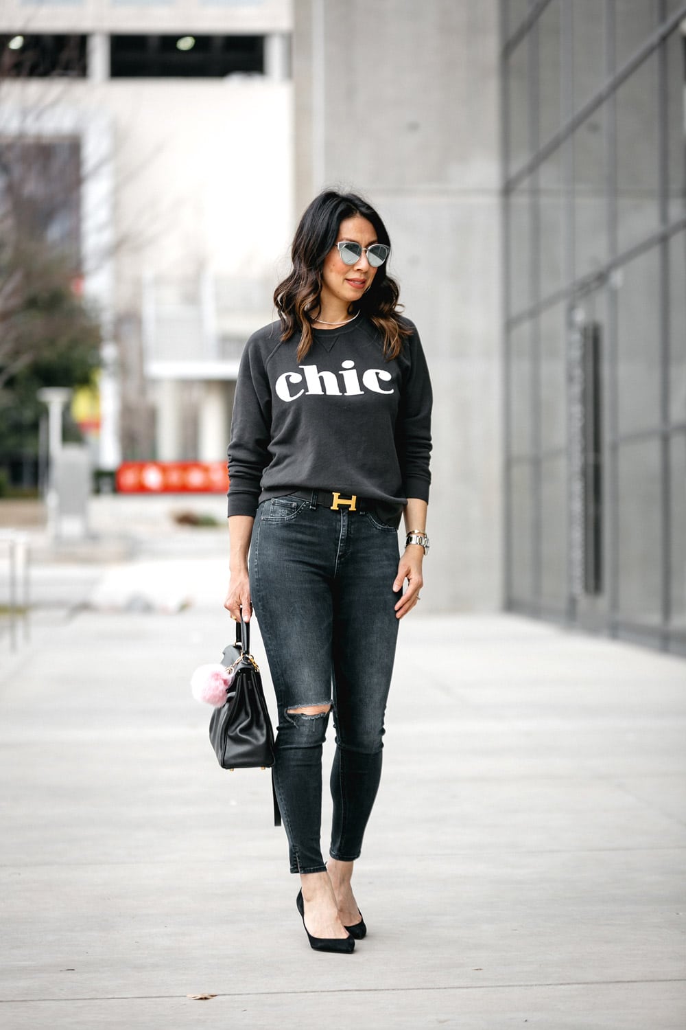chic sol angeles sweatshirt all black outfit