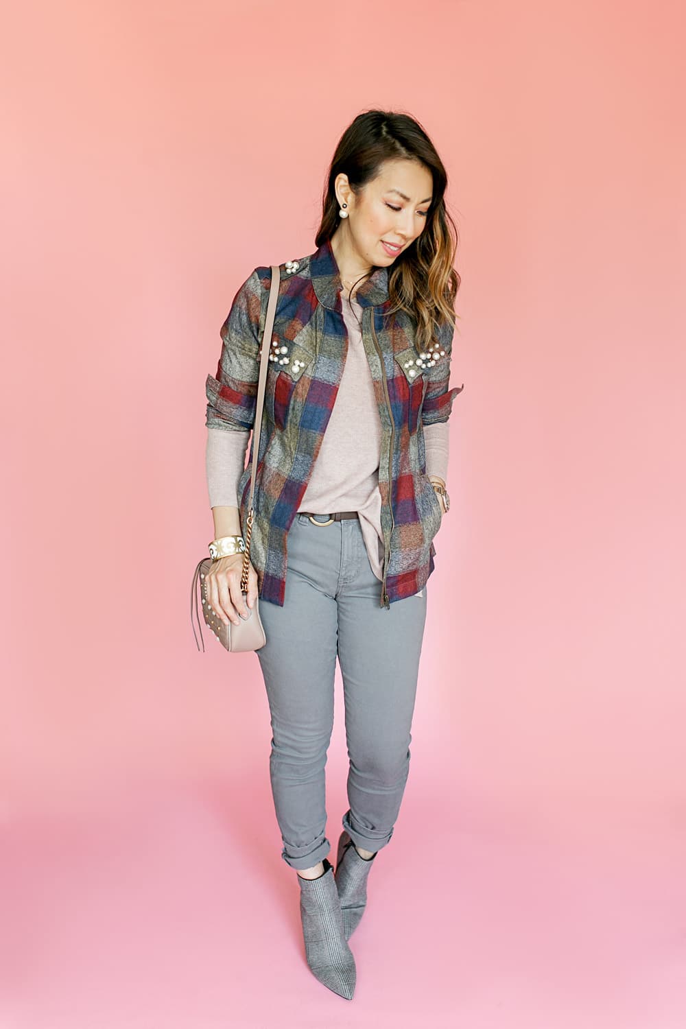 style of sam in cabi fall 2018 pearl plaid collage jacket dandy boot