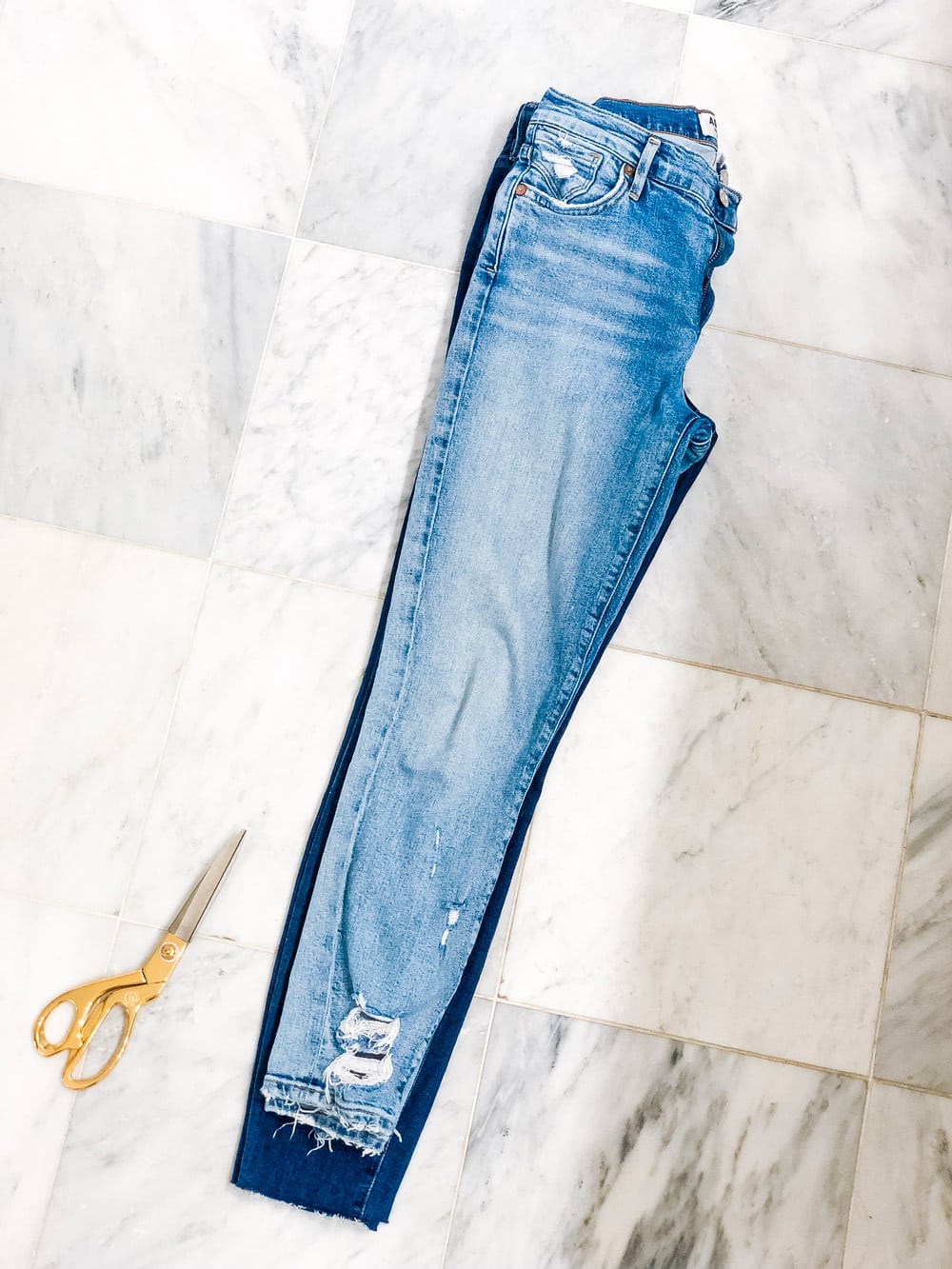 easy DIY raw edge hem jeans tutorial