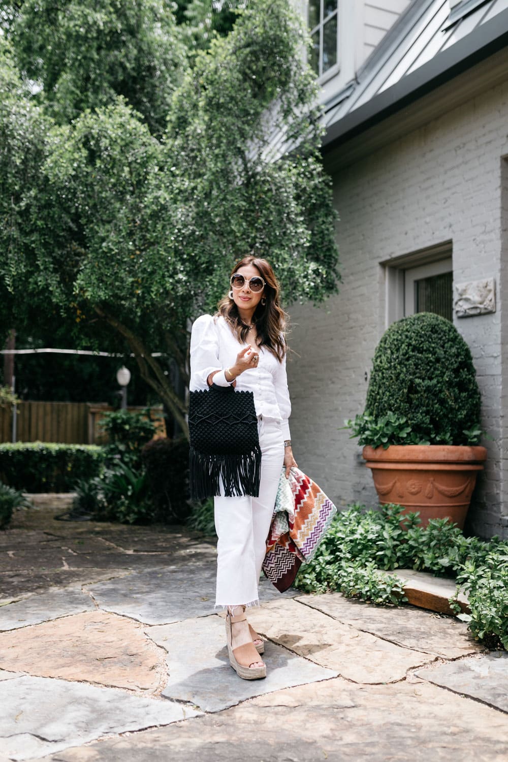 style of sam in white linen reformation top and cropped jeans, rachel zoe summer box of style 2019