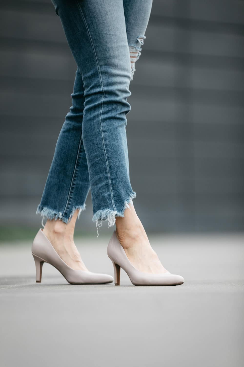 levi's cropped jeans and naturalizer evie heels