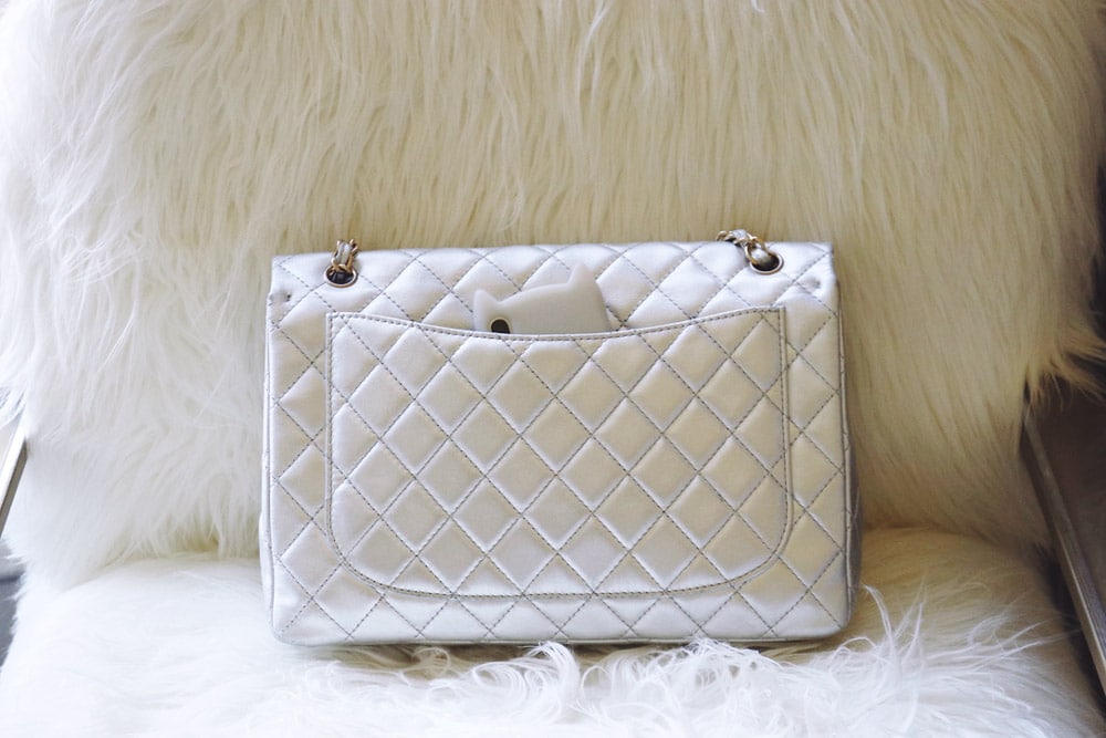 vintage silver chanel maxi bag review, what's in my bag