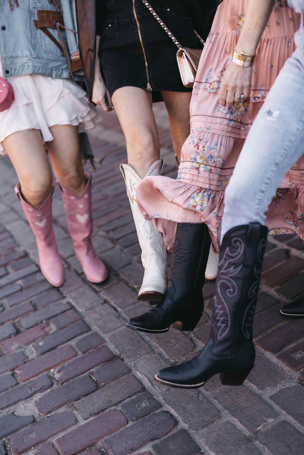 how to wear cowboy boots, city boots pink heart boots