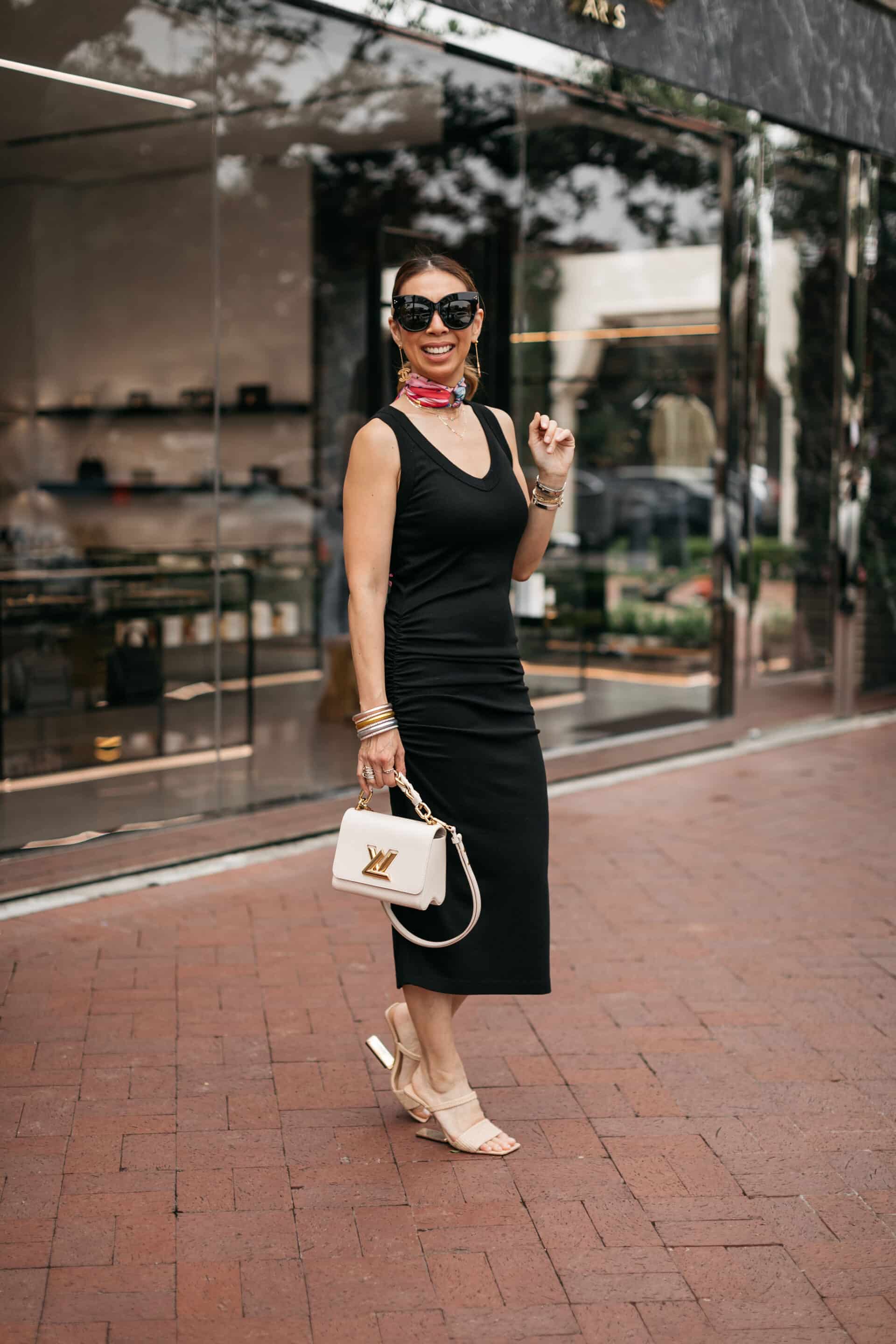 Style of Sam Dallas blogger styling little black dress