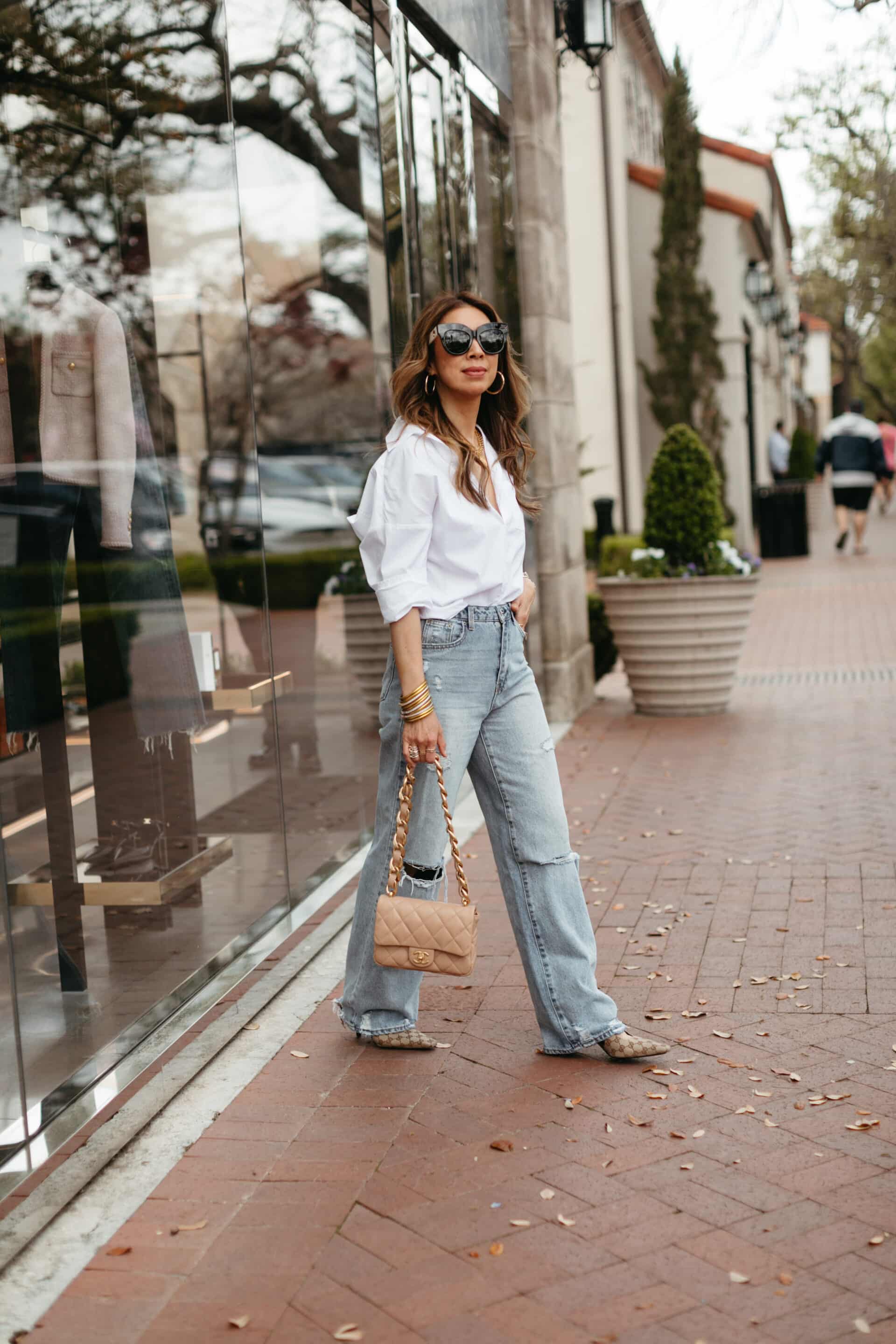 Styling white shirt and Jeans with Chanel bag