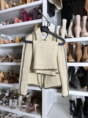 style of sam - how to organize your closet like a pro